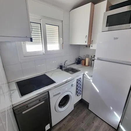 Los Olivos Beach And Pool Apartment